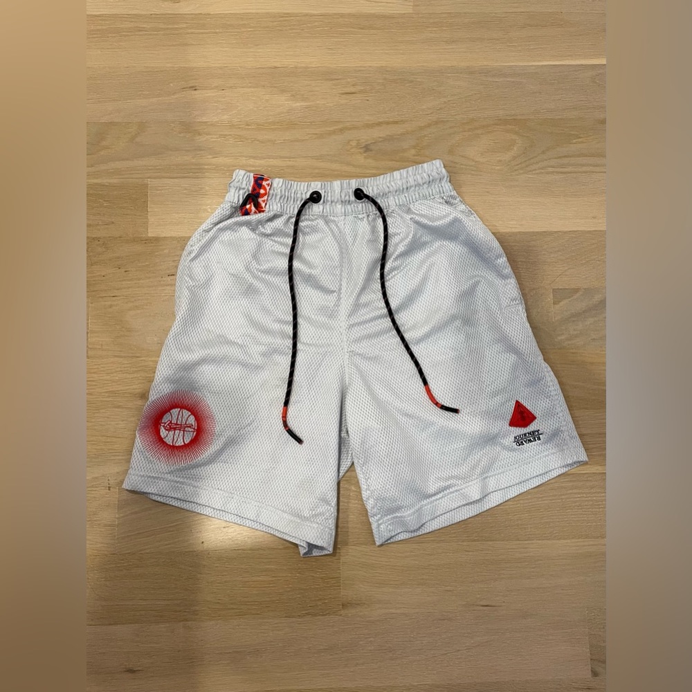 Nike Kyrie Men’s Lightweight Shorts Size Small